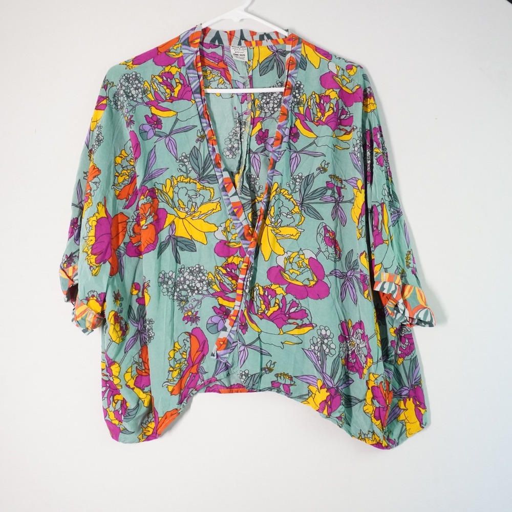 Brooke & Ava Kimono Shrug Floral Print Open Front Colorful One Size Boho Coverup